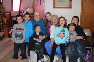 photo of sandra's grandparents with sandra's kids