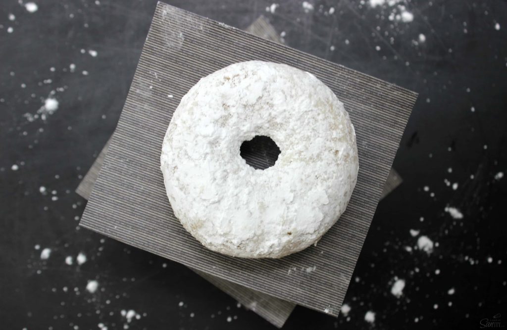 powdered sugar cake donuts