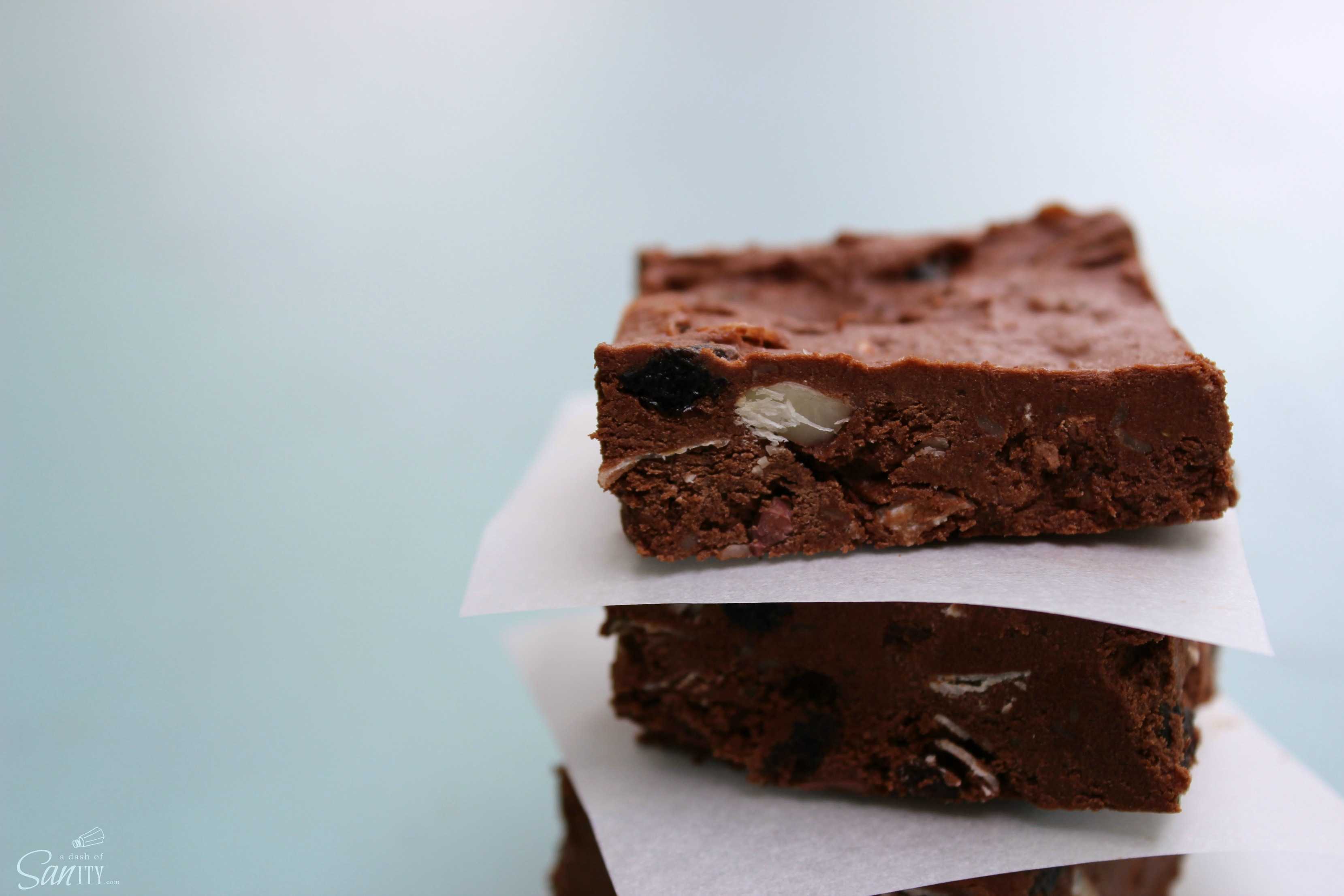 Freezer Fudge is a rich decadent dessert made with simple ingredients! A perfect sweet treat for any occasion especially to curb your afternoon sweet tooth.