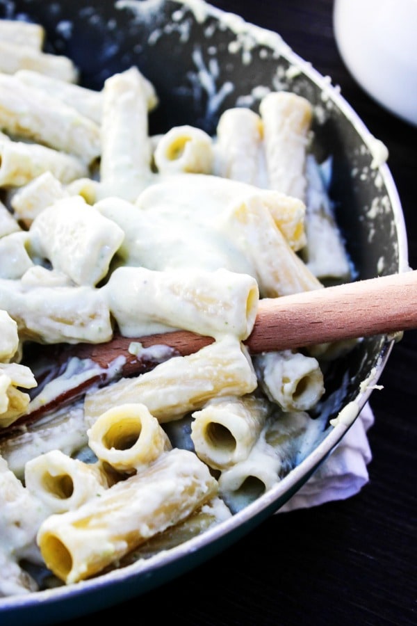 This Creamy Pesto Alfredo is an easy 20-minute meal made with pesto, Parmesan cheese, cream cheese, and heavy cream. You can’t get much cheesier than this. This Creamy Pesto Alfredo is an easy 20-minute meal made with pesto, Parmesan cheese, cream cheese, and heavy cream. You can’t get much cheesier than this.