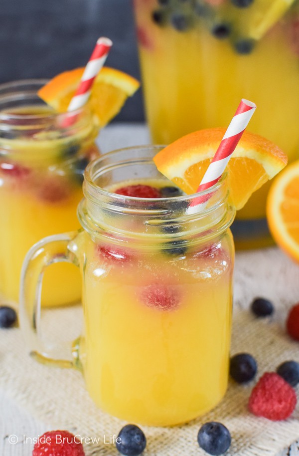 Pineapple-Orange-Punch-4-1 (1)