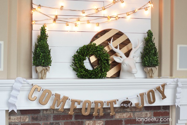 DIY GOLD CHRISTMAS DECOR: MANTEL DETAILS