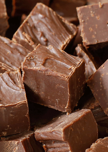 Easy Chocolate Peanut Butter Fudge