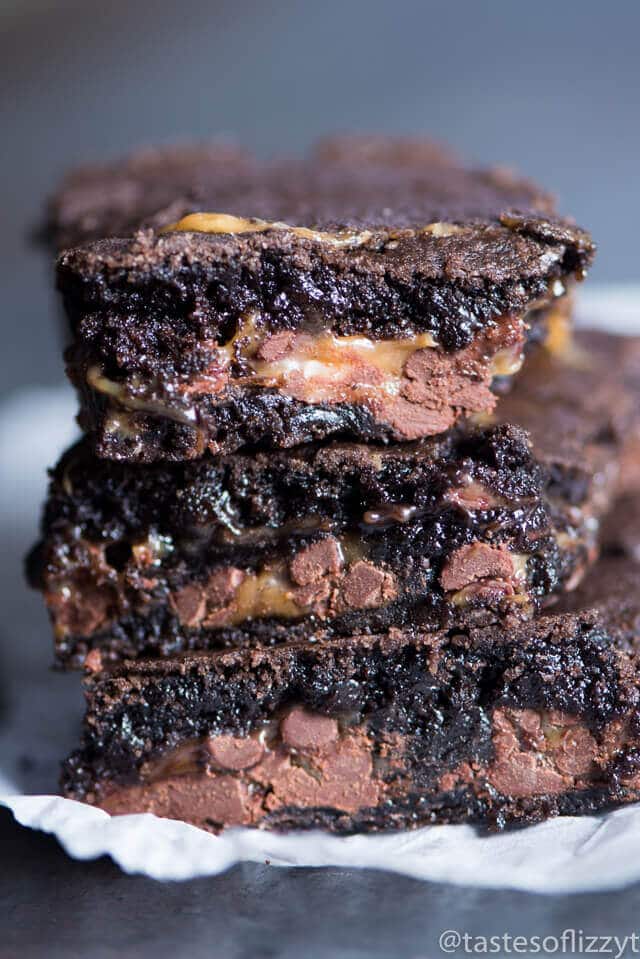 CARAMEL BROWNIES