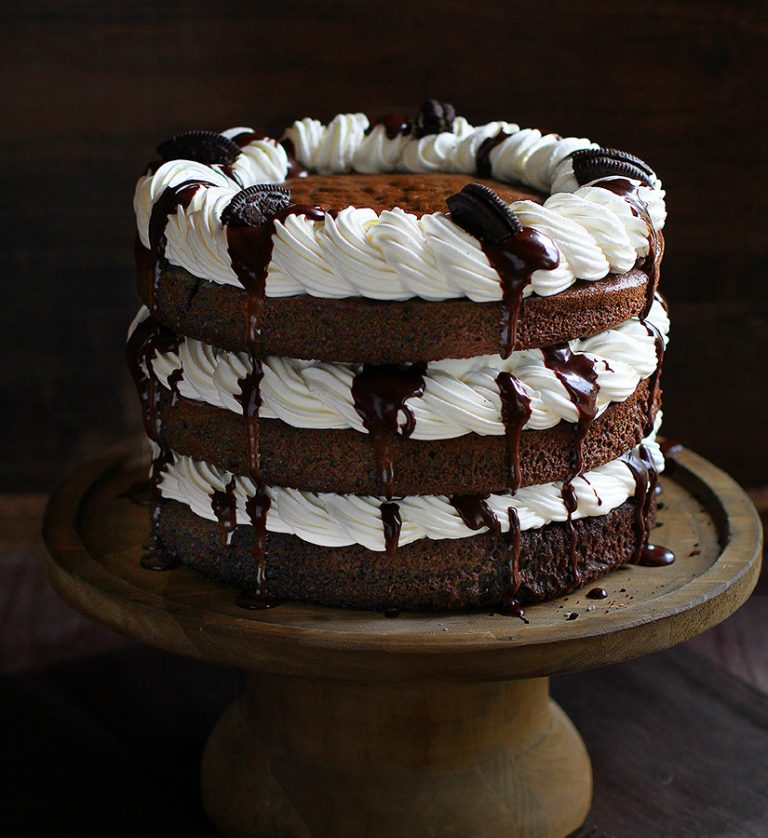 MISSISSIPPI MUDSLIDE CAKE