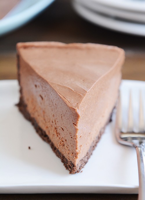 NO BAKE CREAMY CHOCOLATE CHEESECAKE