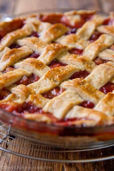 STRAWBERRY RHUBARB PIE