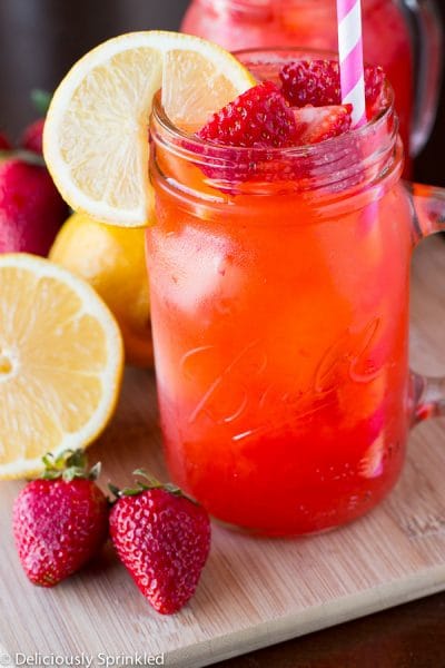 FRESH STRAWBERRY LEMONADE