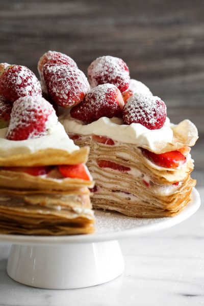 NO BAKE STRAWBERRIES & CREAM CREPE CAKE