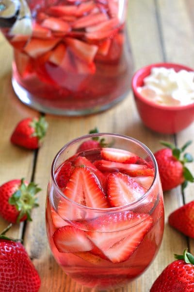 STRAWBERRY SHORTCAKE SANGRIA