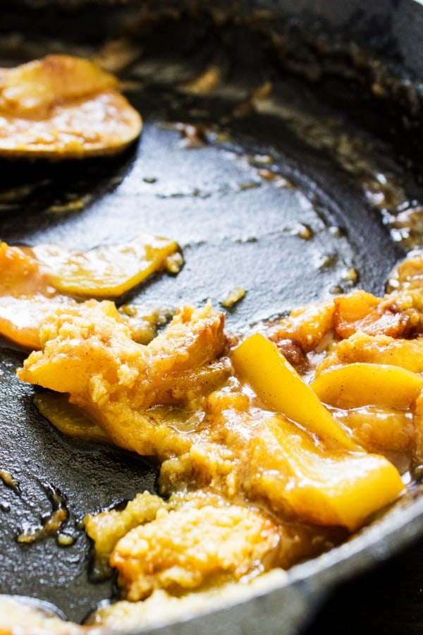 Best Ever Peach Cobbler Recipe - This classic & traditional dessert is made with just a few simple ingredients and is so easy to make. BEST EVER PEACH COBBLER RECIPE. Caste iron skillet, peach cobbler