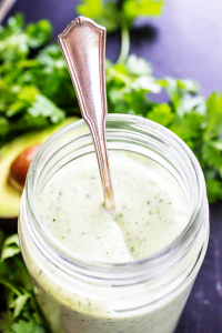 CILANTRO AVOCADO RANCH DRESSING - Ready in 5 minutes & packed with flavor with avocado and fresh cilantro, this dressing is really easy to make.
