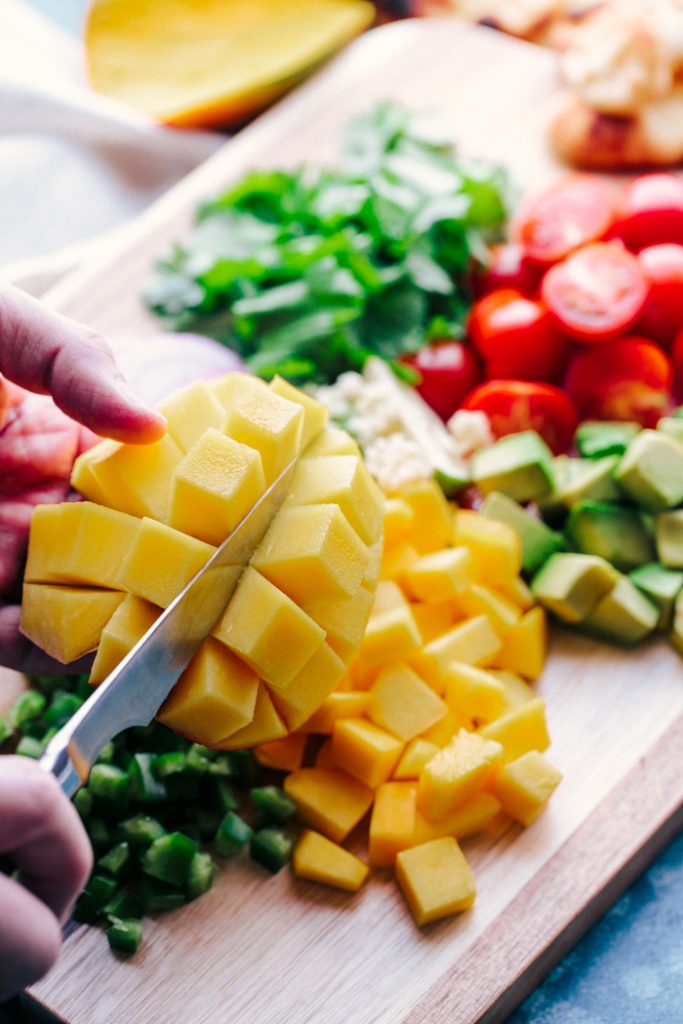 Dicing a mango 