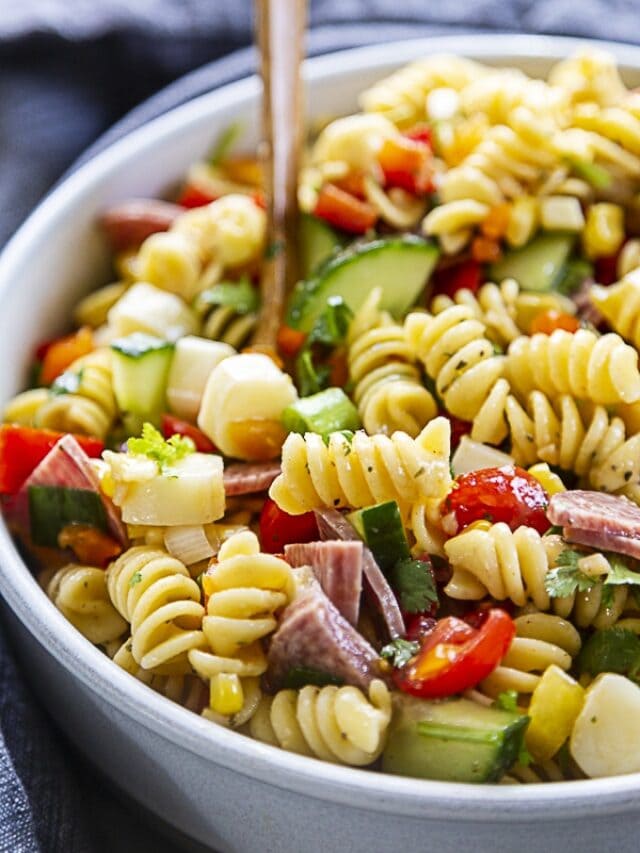 cropped-Best-Ever-Pasta-Salad-02.jpg