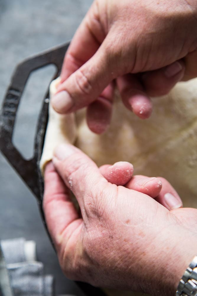 how to crimp the edge of the crust
