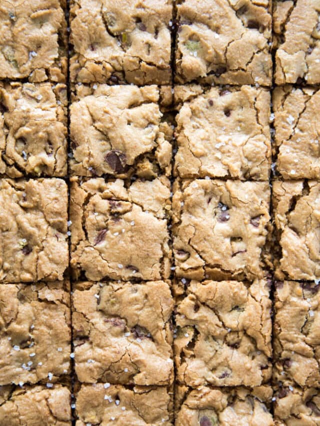 dark chocolate chip pistachio cookie bars over head shot