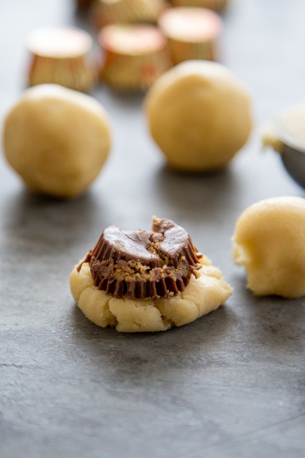 close-up showing how to stuff a cookie.