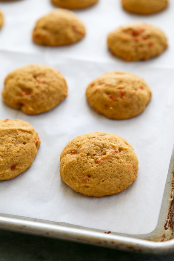 baked cookies on a baking sheet.