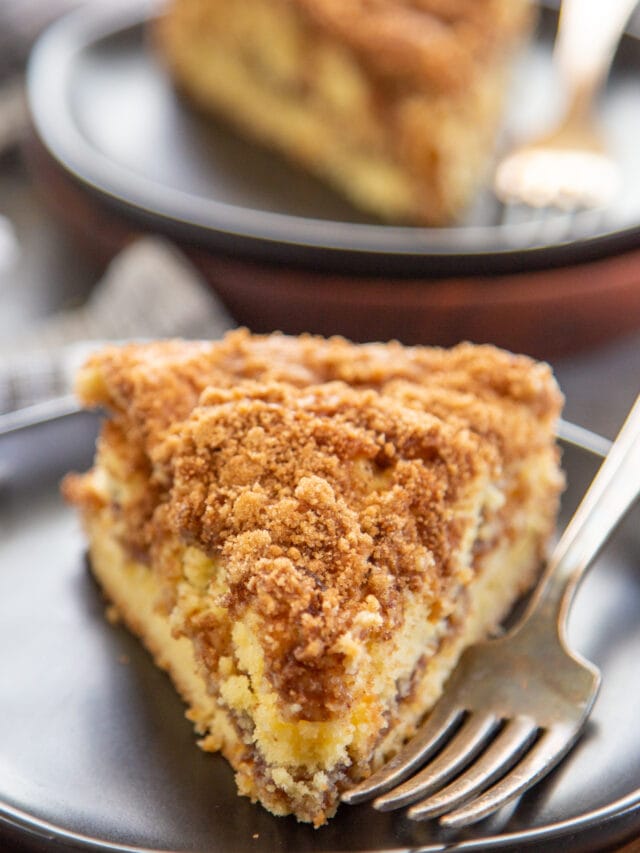 a slice of coffee cake on a plate.