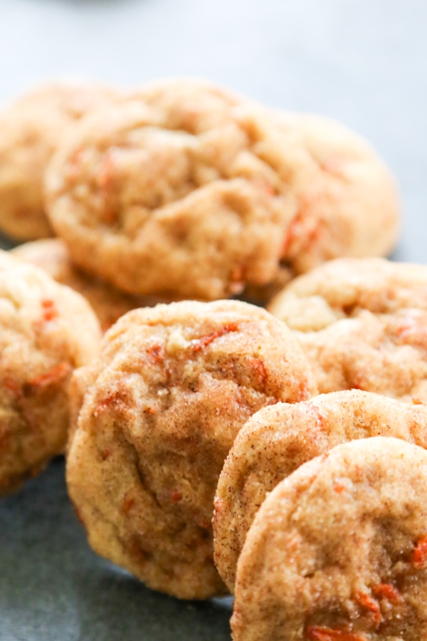 close up shot of the cookies.