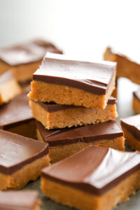 no bake chocolate peanut butter bars.