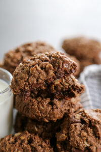 monster cookies chocolate