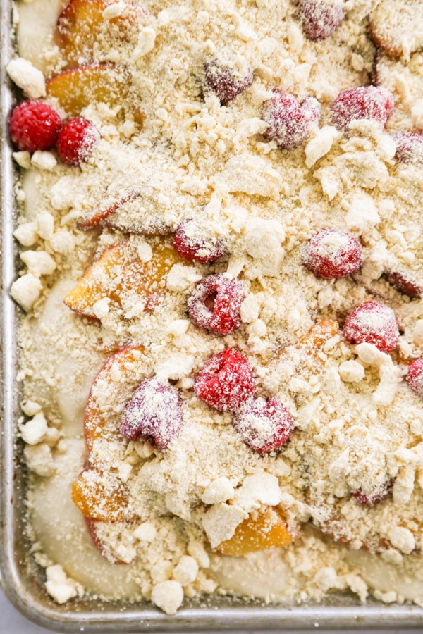 the crumb topping sprinkled over the fruit.