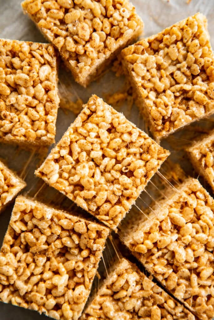 gooey rice krispie treats pull top view