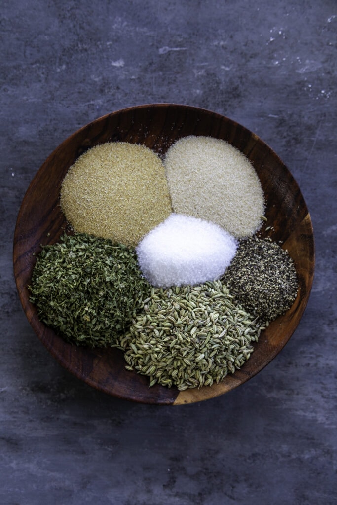 overhead shot of seasonings for spaghetti sauce