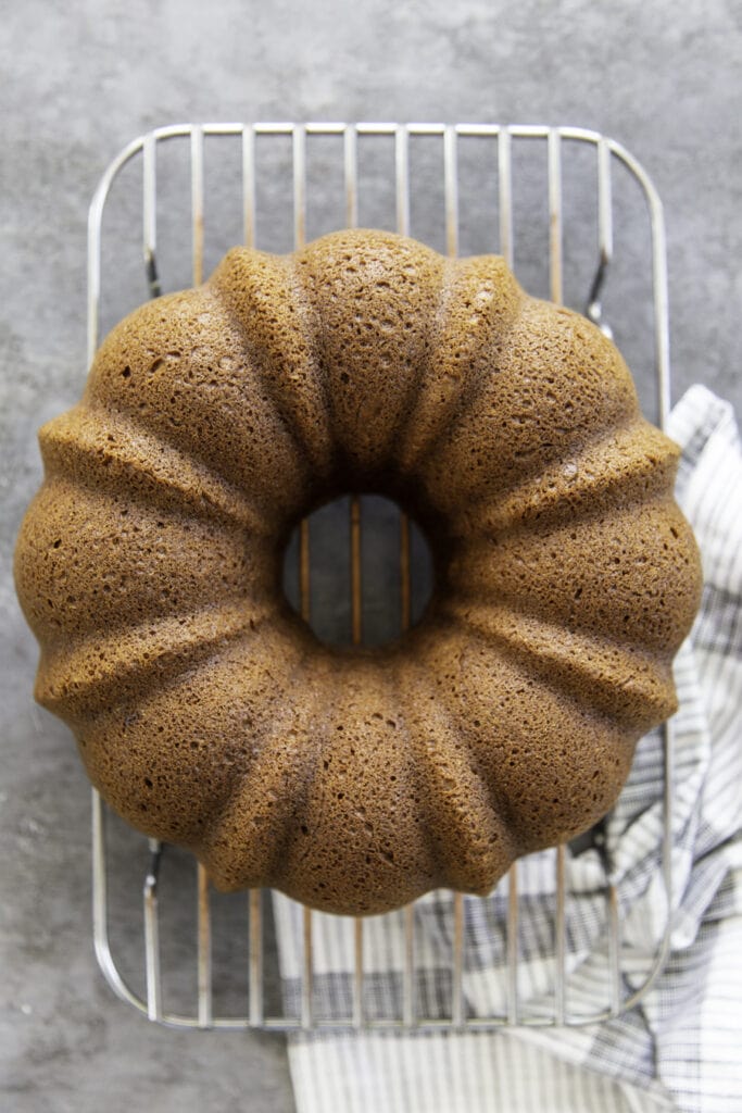 baking bundt cake on cooling rack