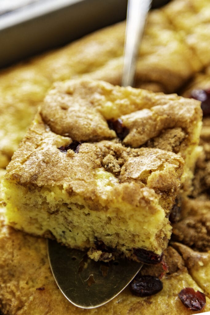 slice coffee cake in pan