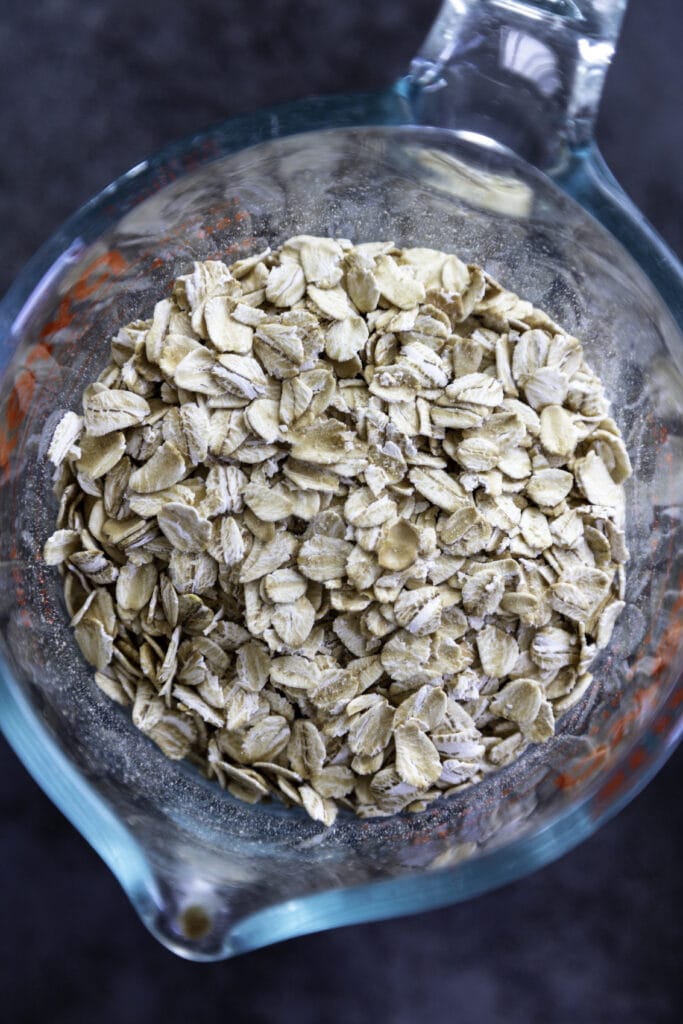overhead shot of bowl of rolled oats