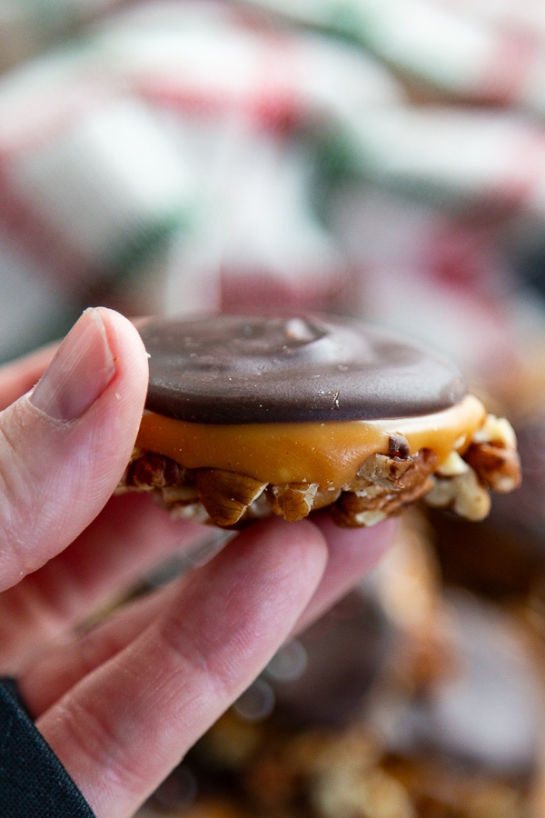caramel pecan cluster